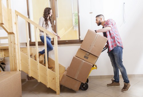 Practical removal truck hire process for Highgate customers