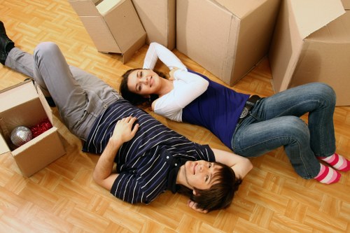 Local moving truck service for Highgate homes and flats